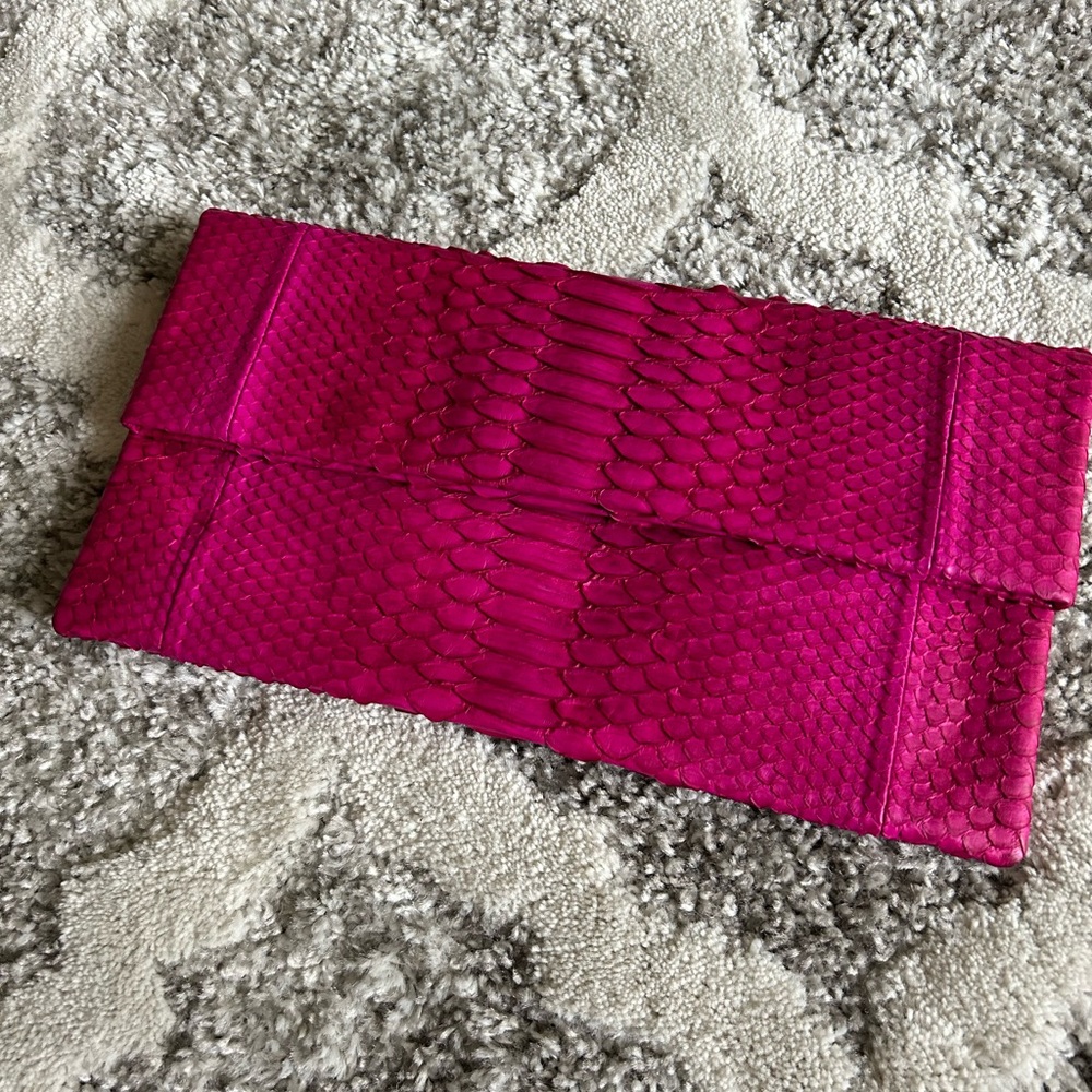 Women’s Clutch
